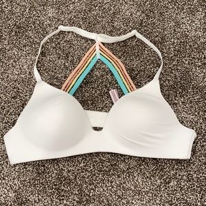 victoria’s secret bra size 34A/A75